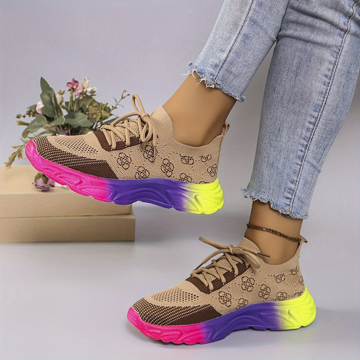 ayollar uchun nafas oladigan yengil paxta krossovkalar pastki yuqori sport poyafzallari