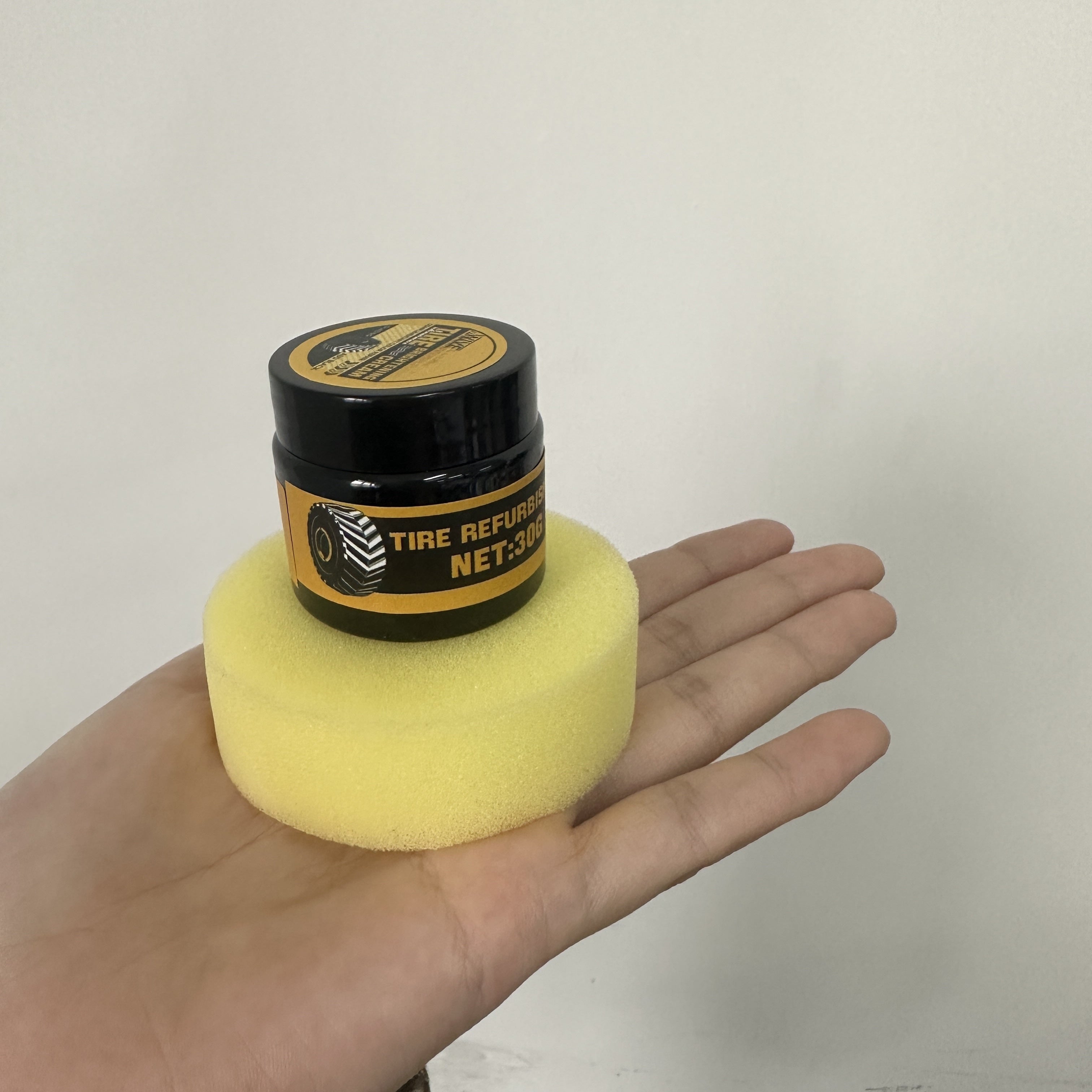 Tire Blackening Cream Car and Motorcycle Tire Restorer Black Paste