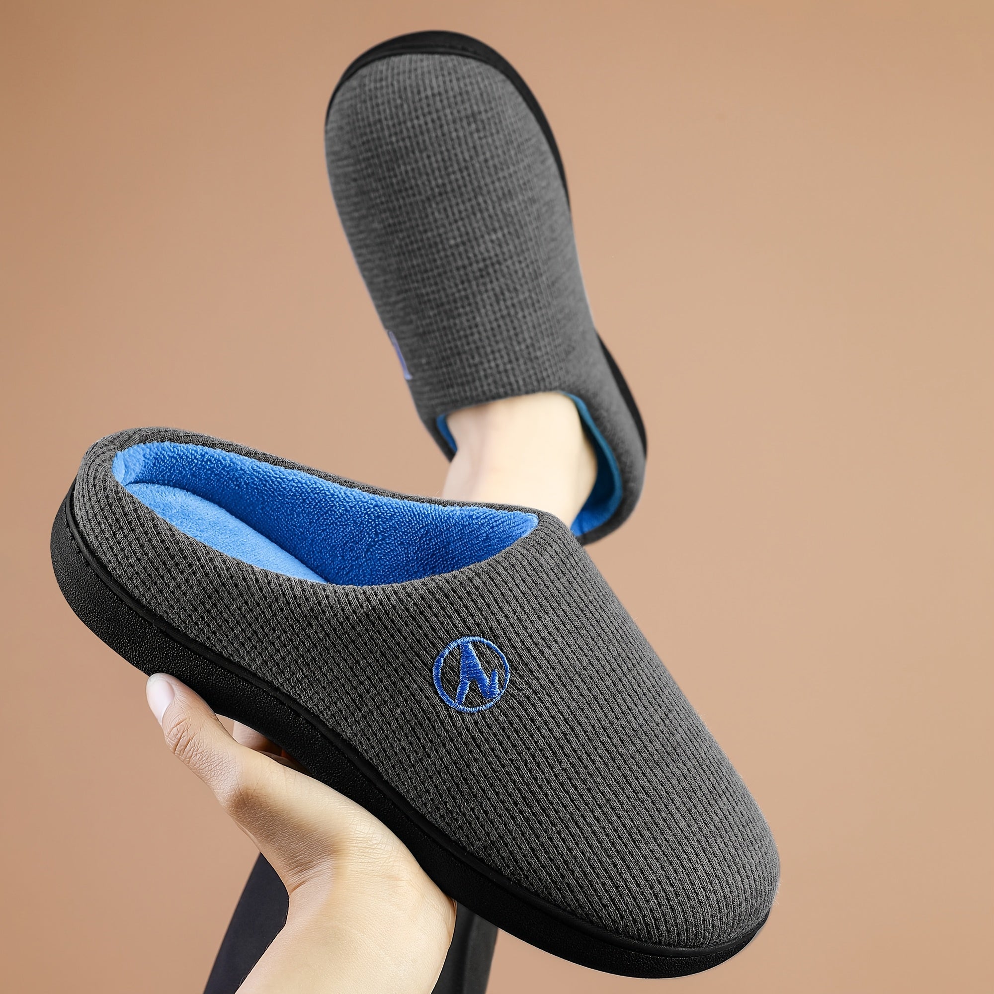 Unisex Warm Plush Slippers with Soft Sole Non-slip Comfortable Indoor Shoes