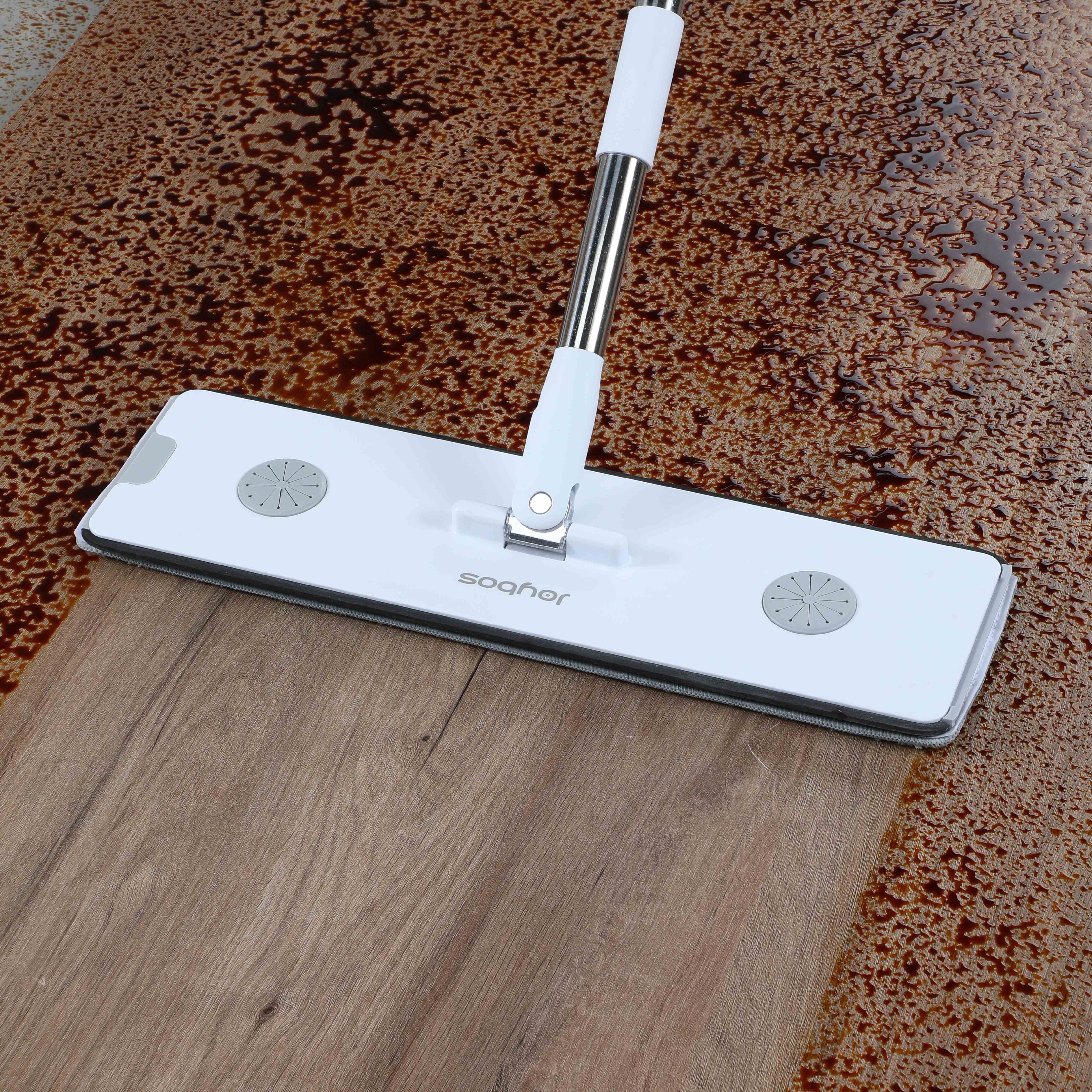 Joybos tekis mopu va chelakni taqdim etamiz - O'z-o'zini siqish tizimidan, 180° aylanuvchi boshdan, zanglamaydigan po'lat tutqichdan, 4X qirqishdan foydalaning va qo'l bilan yuvishdan xayrlashing - Har bir xonangiz uchun ko'p funksiyali tozalash mopu!