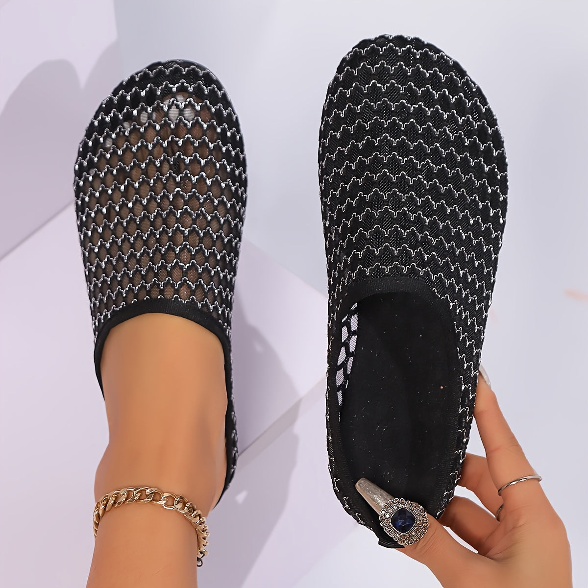 Women's Mesh Slip-On Sneakers Lightweight Breathable Fashionable