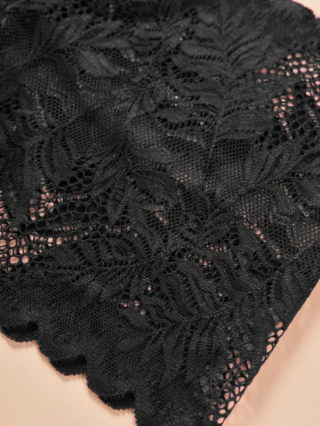 Women's Lace Boy Shorts with Floral Pattern Low-Rise Breathable Nylon Elastane