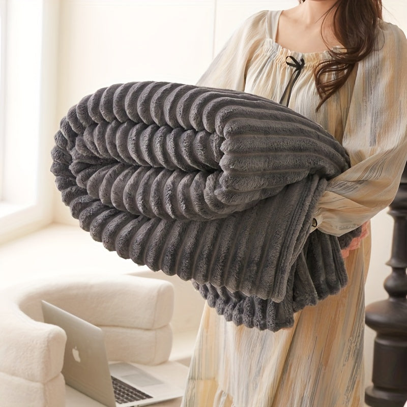 Faux Fur Blanket Soft Lightweight Polyester Multi-Use for Bed Sofa Car Travel