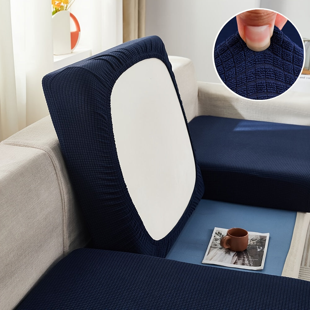 Чехол для подушки сиденья дивана жаккард защищает и выглядит элегантно.