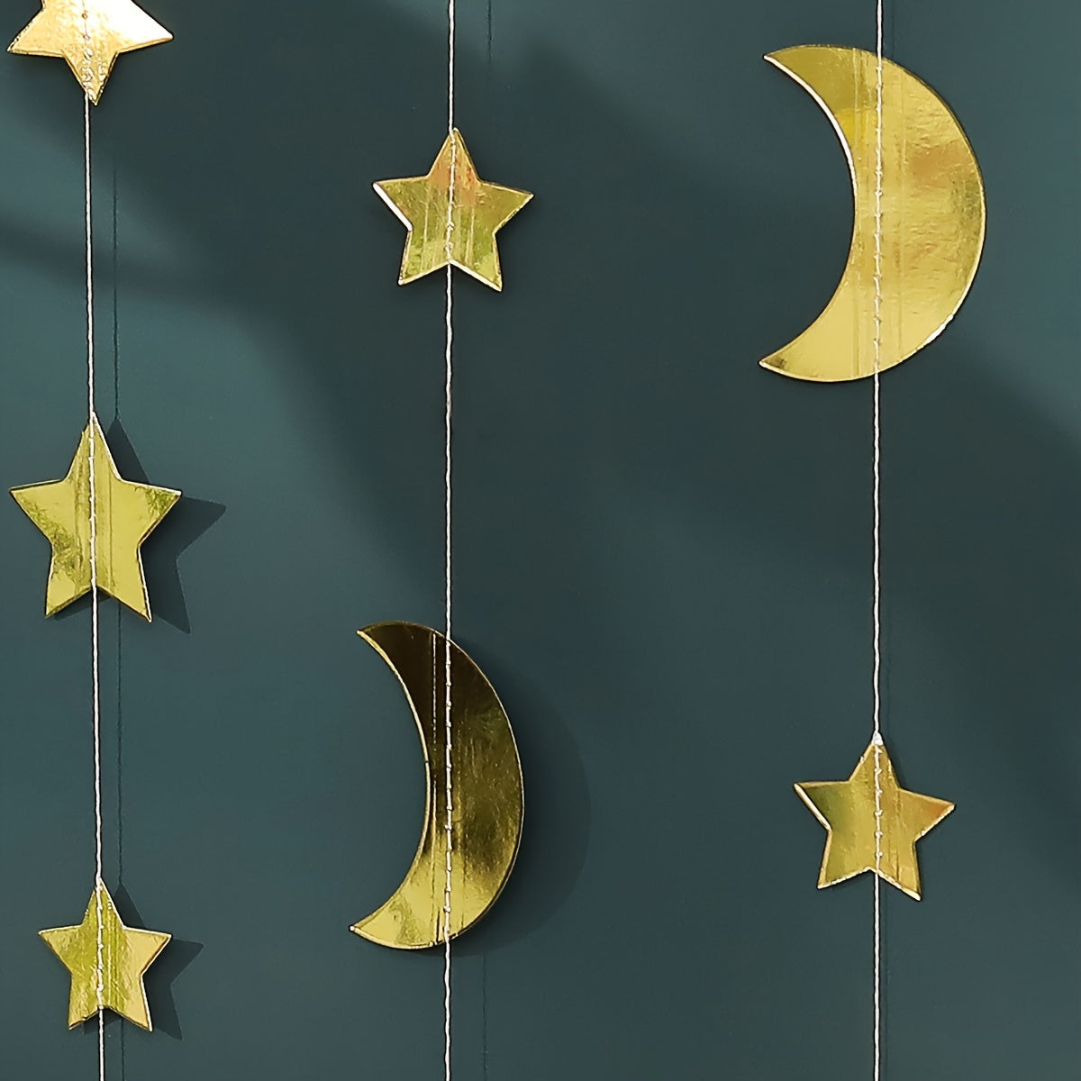 Ramadan Wall Decoration Star and Moon Pendant with Flag and Flower Accents