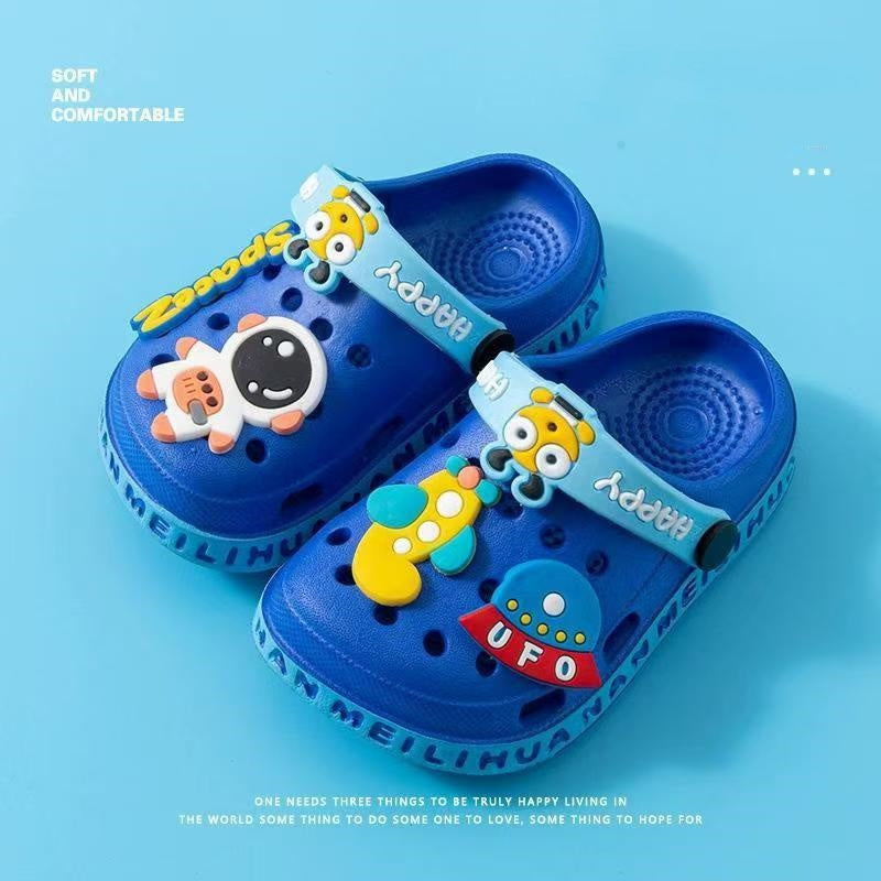 Kids Cartoon Breathable EVA Slip-On Clogs for Boys and Girls Summer Indoor Outdoor Pool Beach