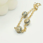 Ayollar uchun zamonaviy Yomon Ko'z Zargarlik: 18K oltin qoplamali sintetik zirkoniya pave toshlari bilan bezatilgan vintage qabilaviy ko'z charm bilaguzuk, sozlanadigan mis zanjir - kundalik kiyish va sovg'alar uchun mukammal