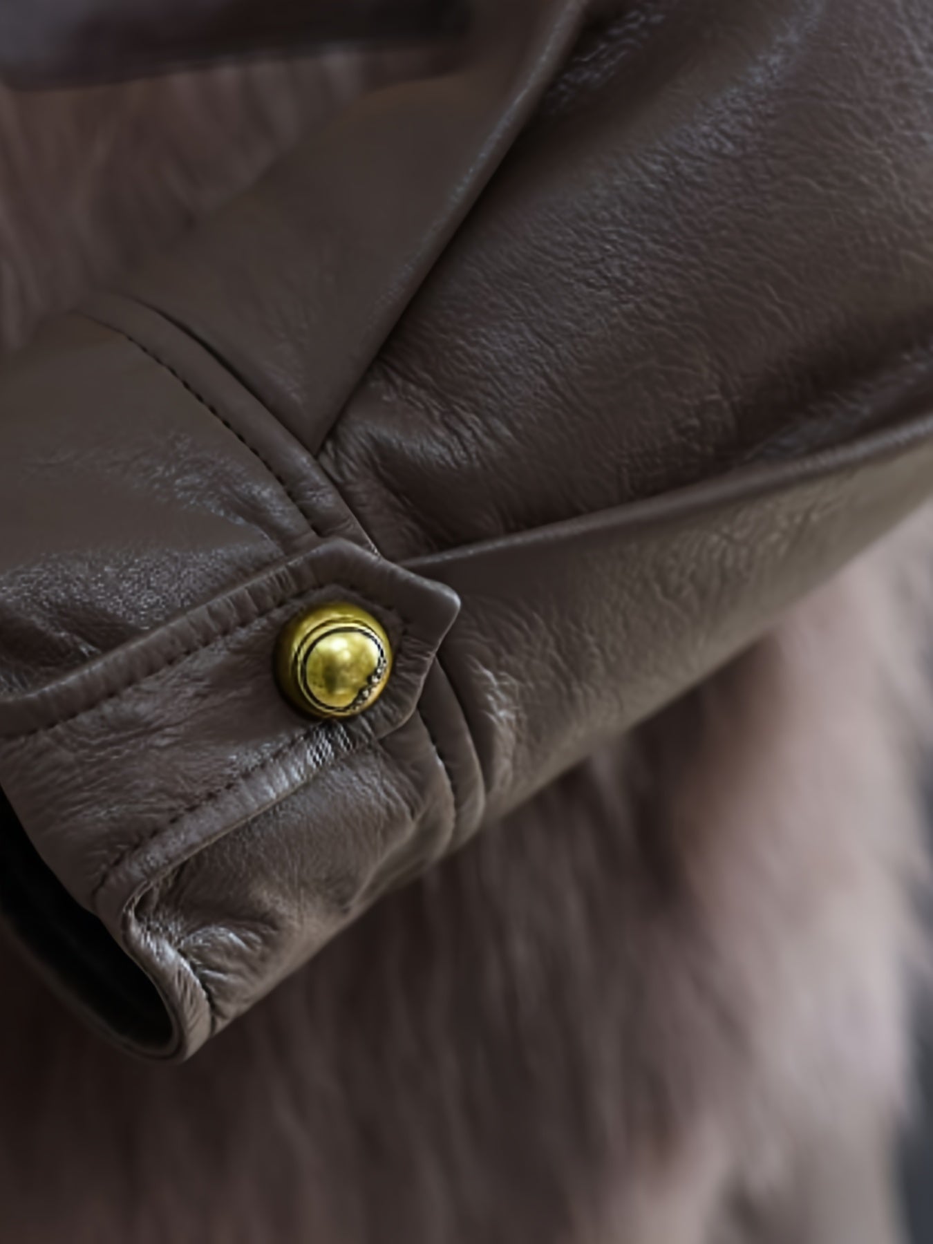 Women's Faux Fur Trim Jacket with Long Sleeves Side Pockets Winter Casual