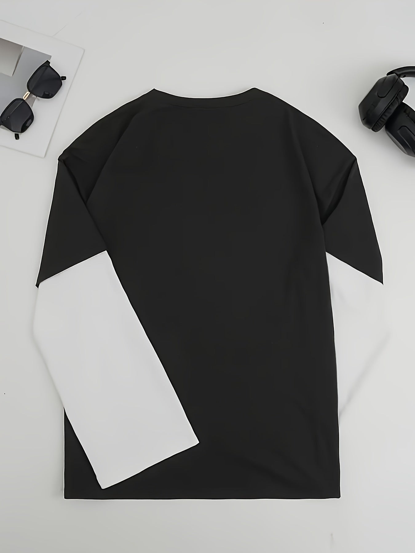 Women's Gothic Floral Print Long Sleeve T-Shirt with Crew Neck and Faux Layered Design