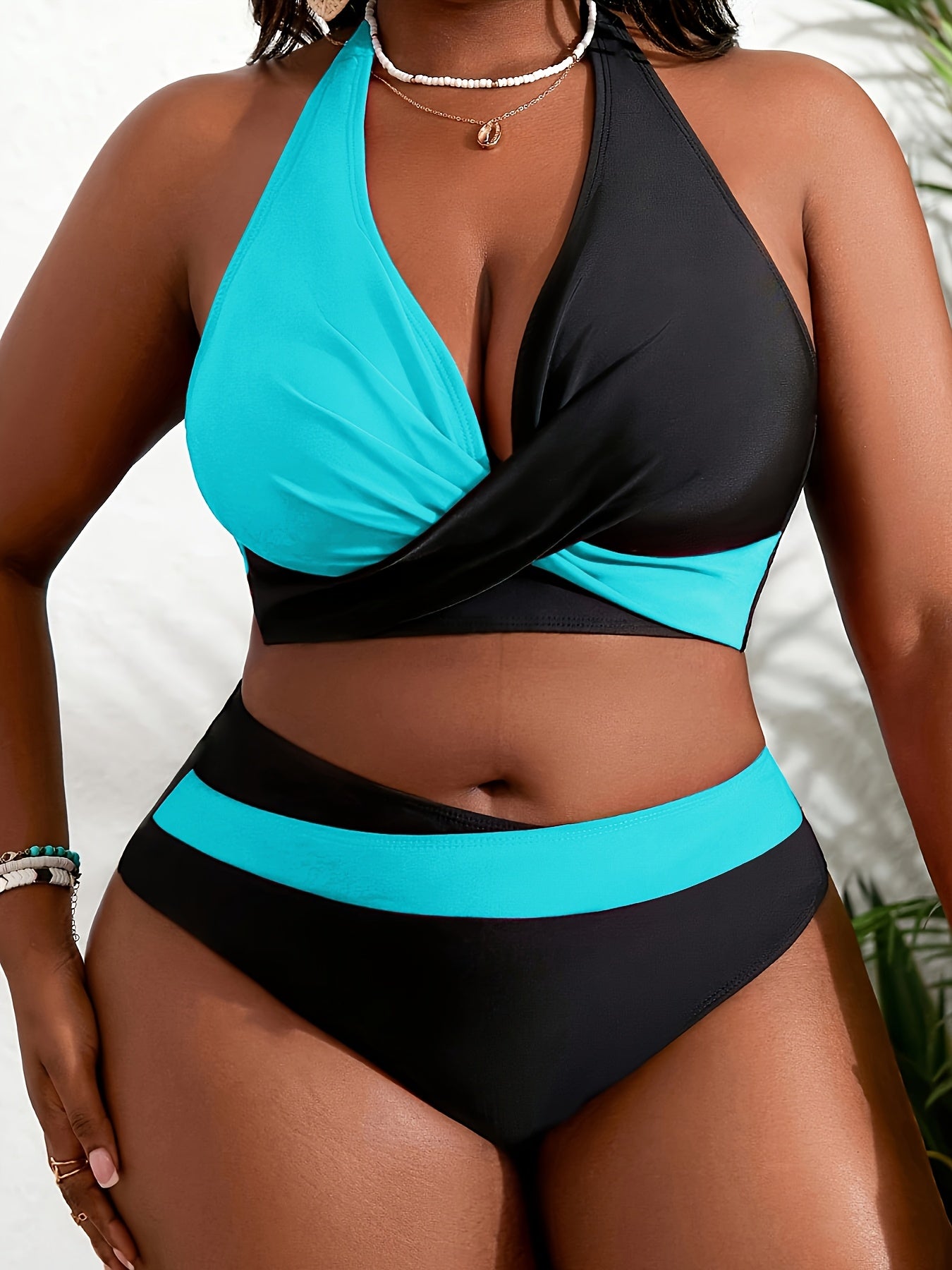 Plus-Size Women's Color Block V-Neck Bikini Set with Removable Padding