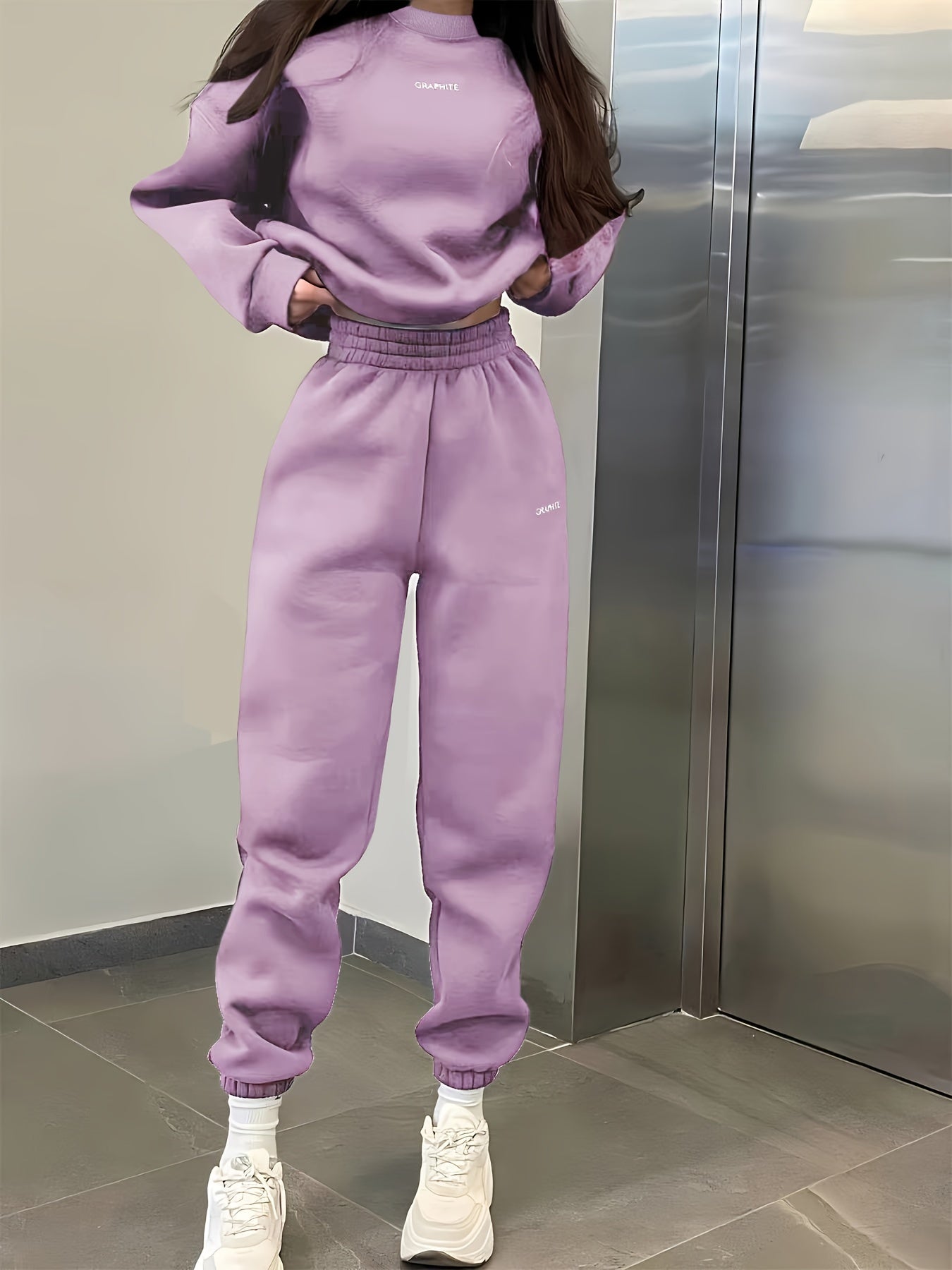 Women's Warm Crew Neck Sweatshirt and Jogger Set with Letter Pattern for Casual Sports