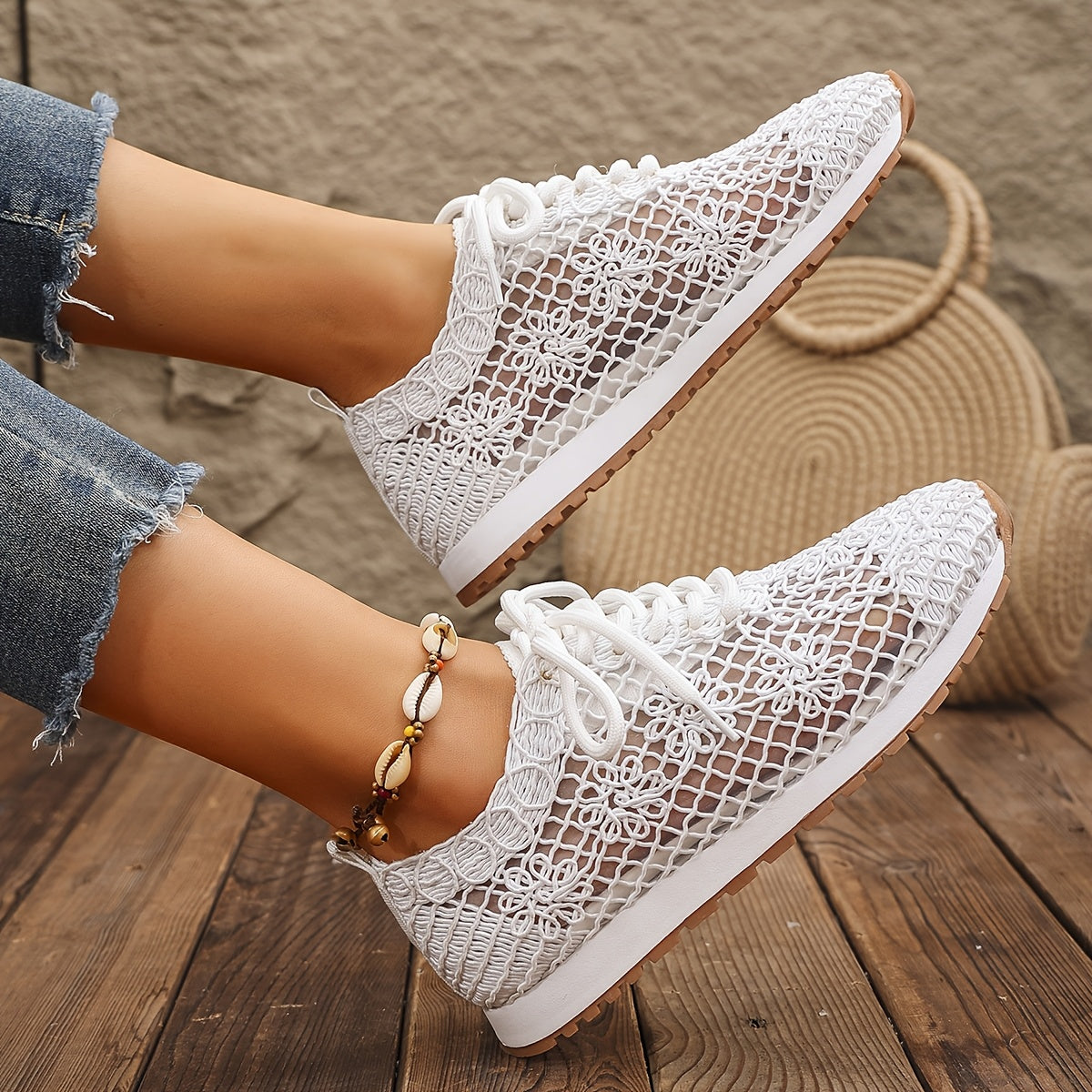 Women Mesh Sports Shoes Casual Non Slip Sneakers with Flower Pattern