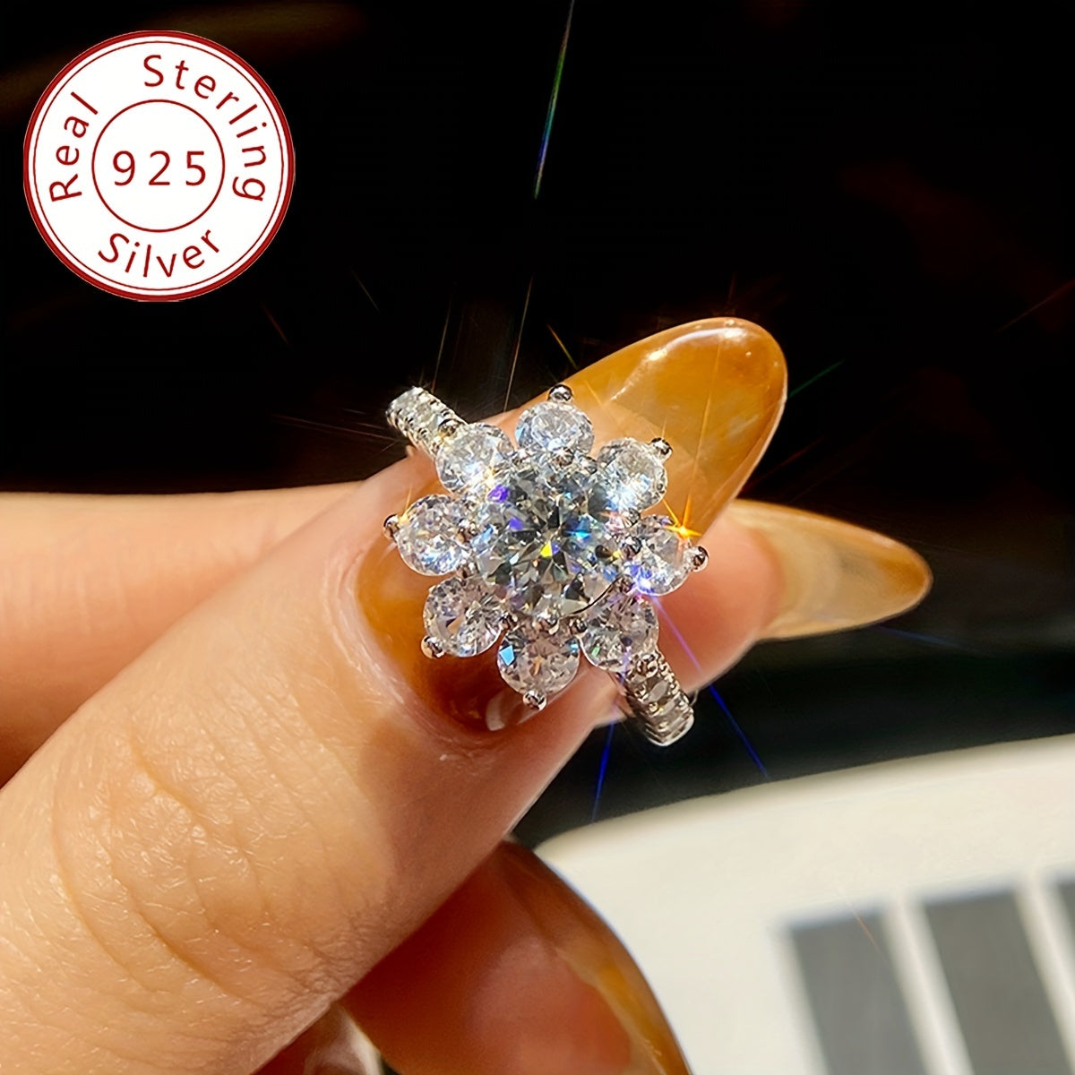 Ayollar uchun hashamatli abadiy yubiley zargarlik sovg'asi: 925 sterling kumushdan tayyorlangan, nafis 1CT moissanite klaster to'y uzuk, gippoallergen porloq va'da uzuki