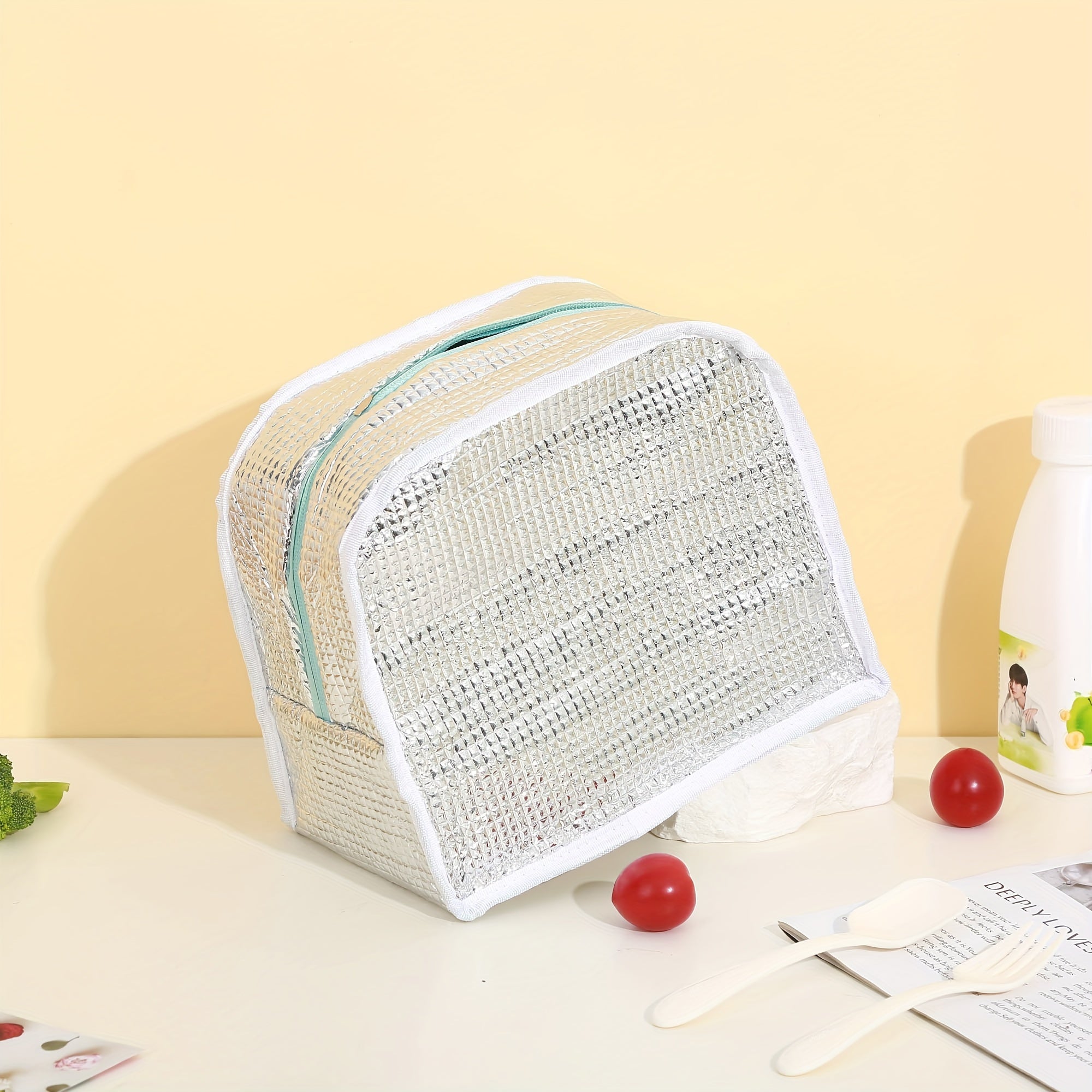 Insulated Lunch Tote for Work Travel or Picnic, Oxford Cloth, Easy Carry