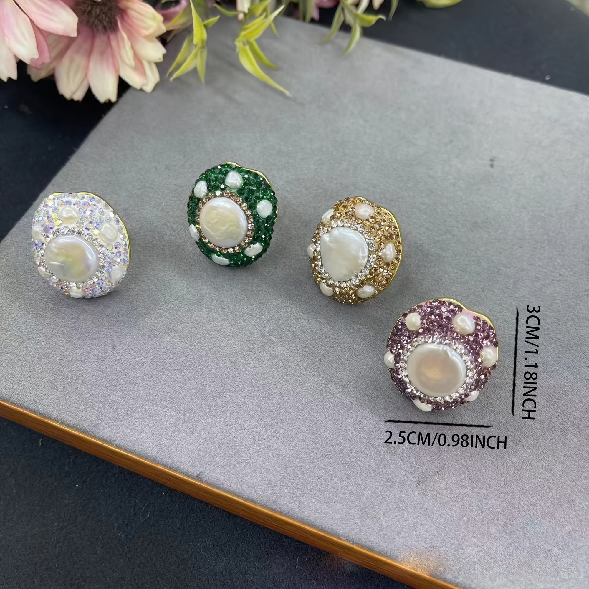 Tabiiy barokko shirin suv marvaridi va keramika loy inlay bilan original dizayn barmoq uzuk, yangi va o'ziga xos barokko uslubida.