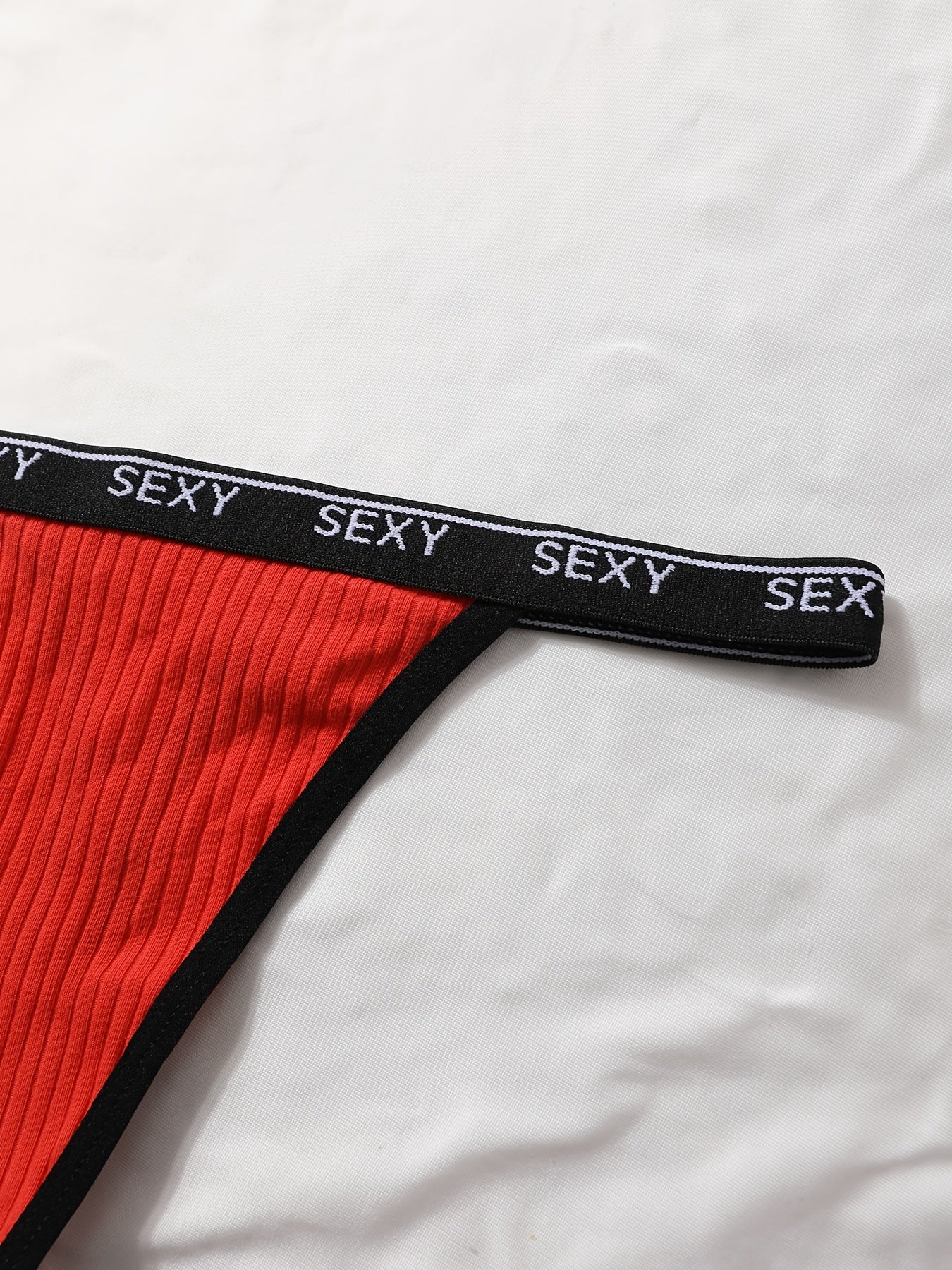 Женский комплект нижнего белья