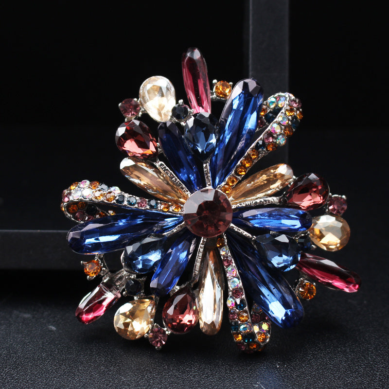 Vintage Rhinestone Flower Brooch Irregular Shape Elegant Jewelry for Women