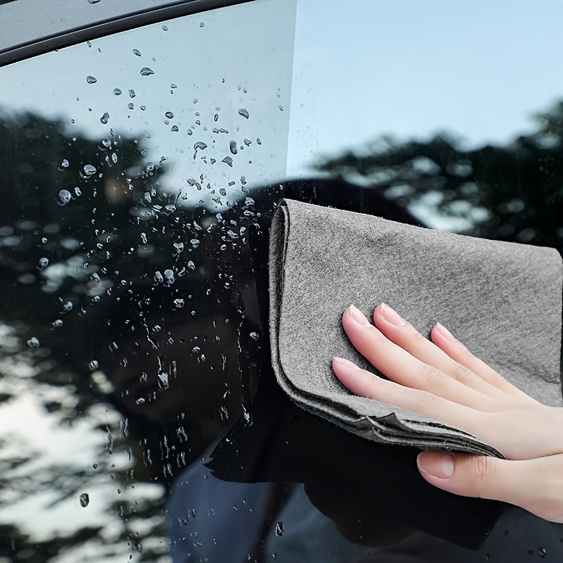 Set of 5 Thick Microfiber Glass Cleaning Cloths for Windows Mirrors Cars Kitchens Bathrooms