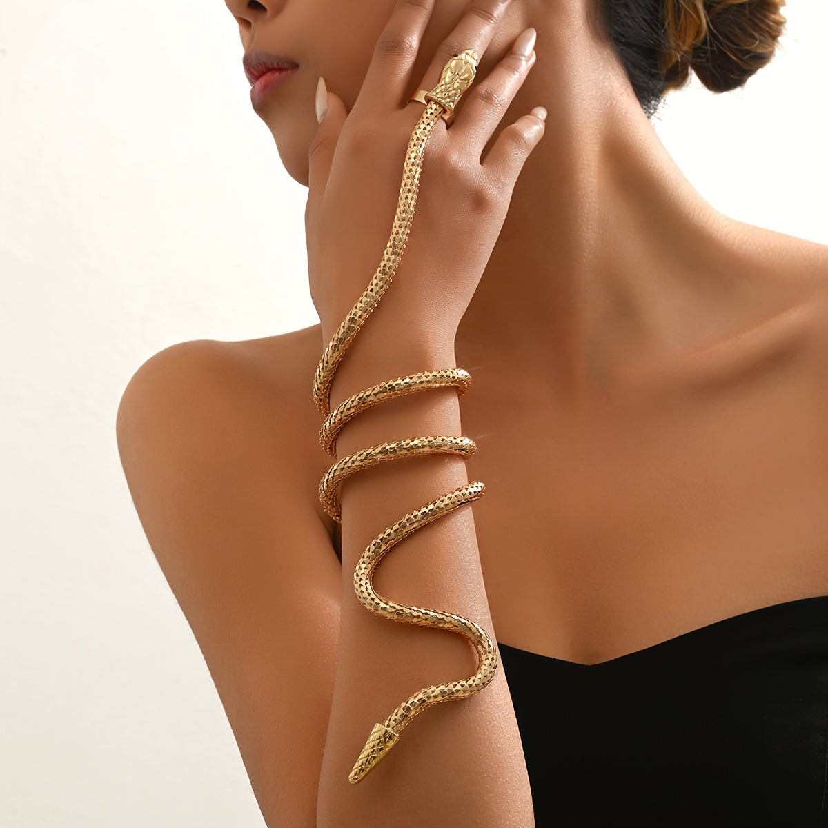 Gothic Hip-Hop Style Wrapable Rhinestone Finger Ring Bracelet for Men Women