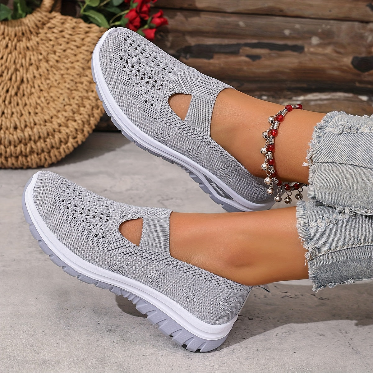 Women's Light-Colored Casual Sneakers Summer Beach Vacation Shoes