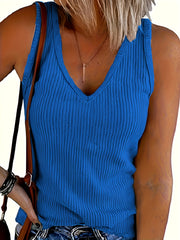 Plus Size V-Neck Sleeveless Top Solid Color Ruched Stretchy Fabric