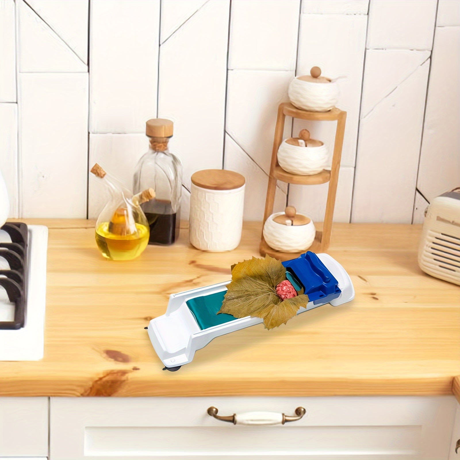 Beginner Sushi Roller with ABS Material for Food Preparation and Vegetables