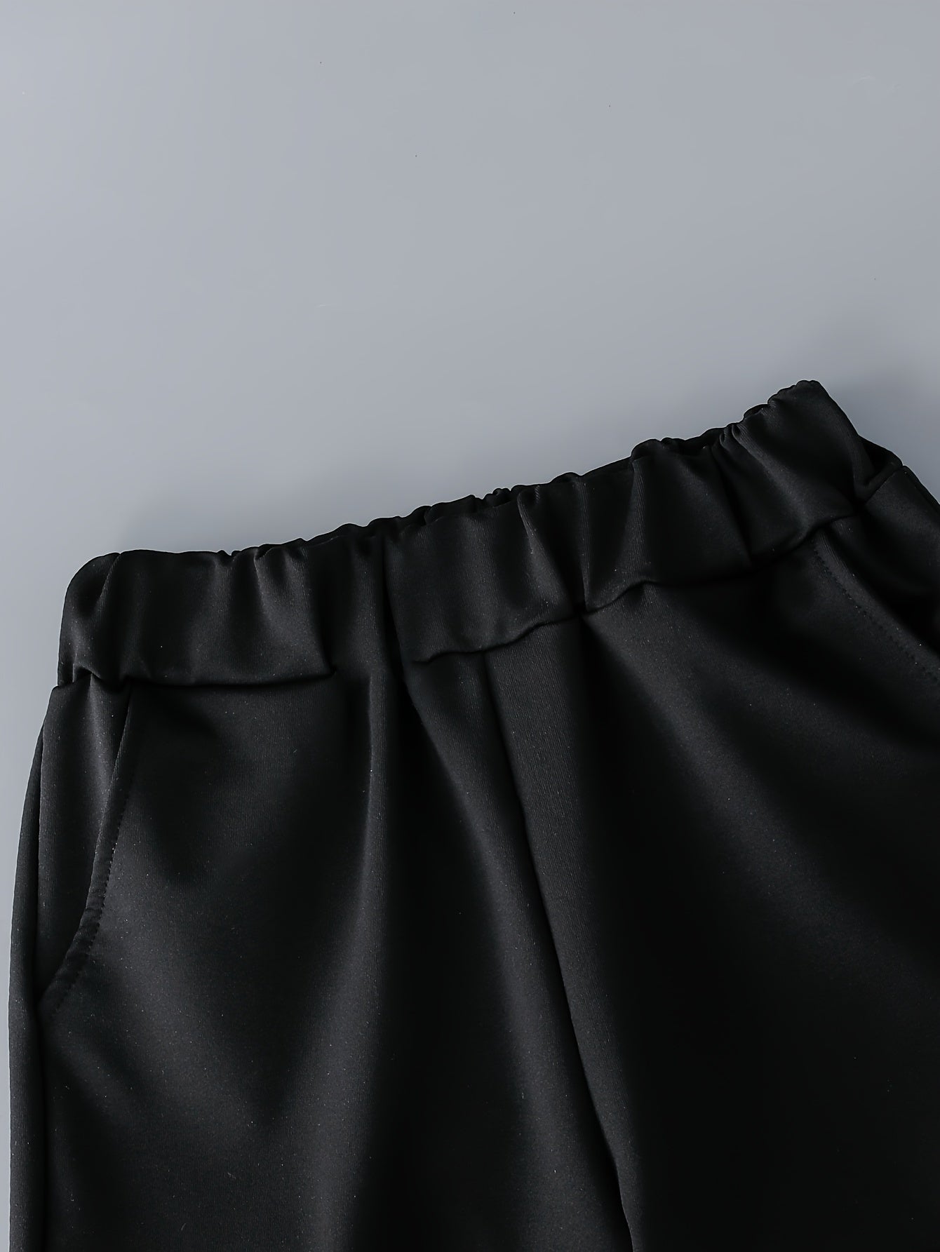 Boys 2-Piece Co-Ord Set Long Sleeve Zipper Hoodie and Joggers with Pockets for Summer Outdoor Activities