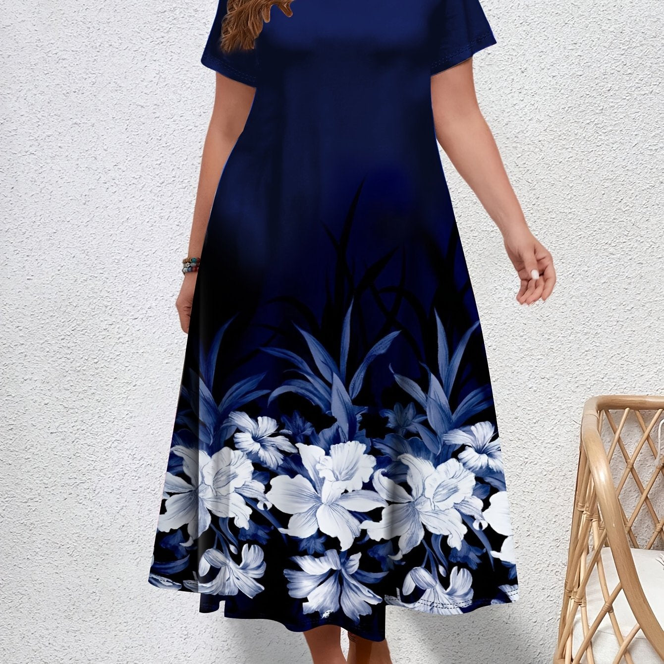 Plus Size Floral Print V-Neck Dress for Women Slim Fit Polyester Knit