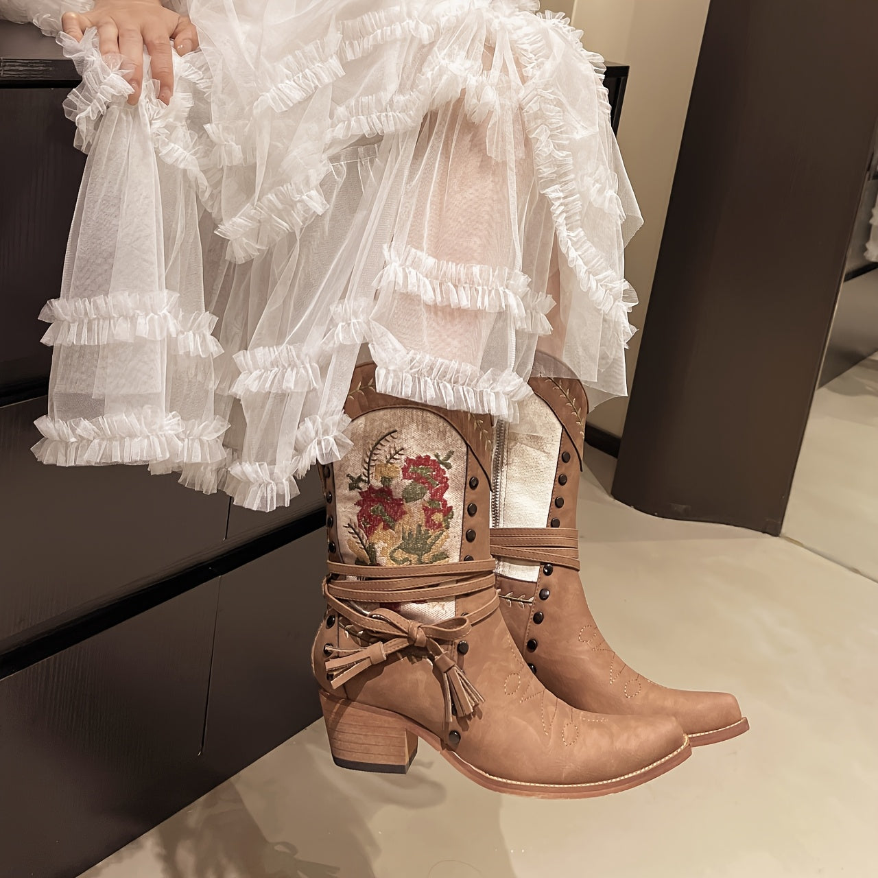 Women Ethnic Embroidery Print Short Boots Thick Heel Side Zipper