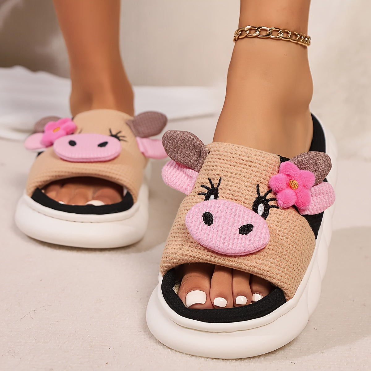 Women's Cow Print Slip-On Slippers Soft Fabric Indoor Outdoor Shoes