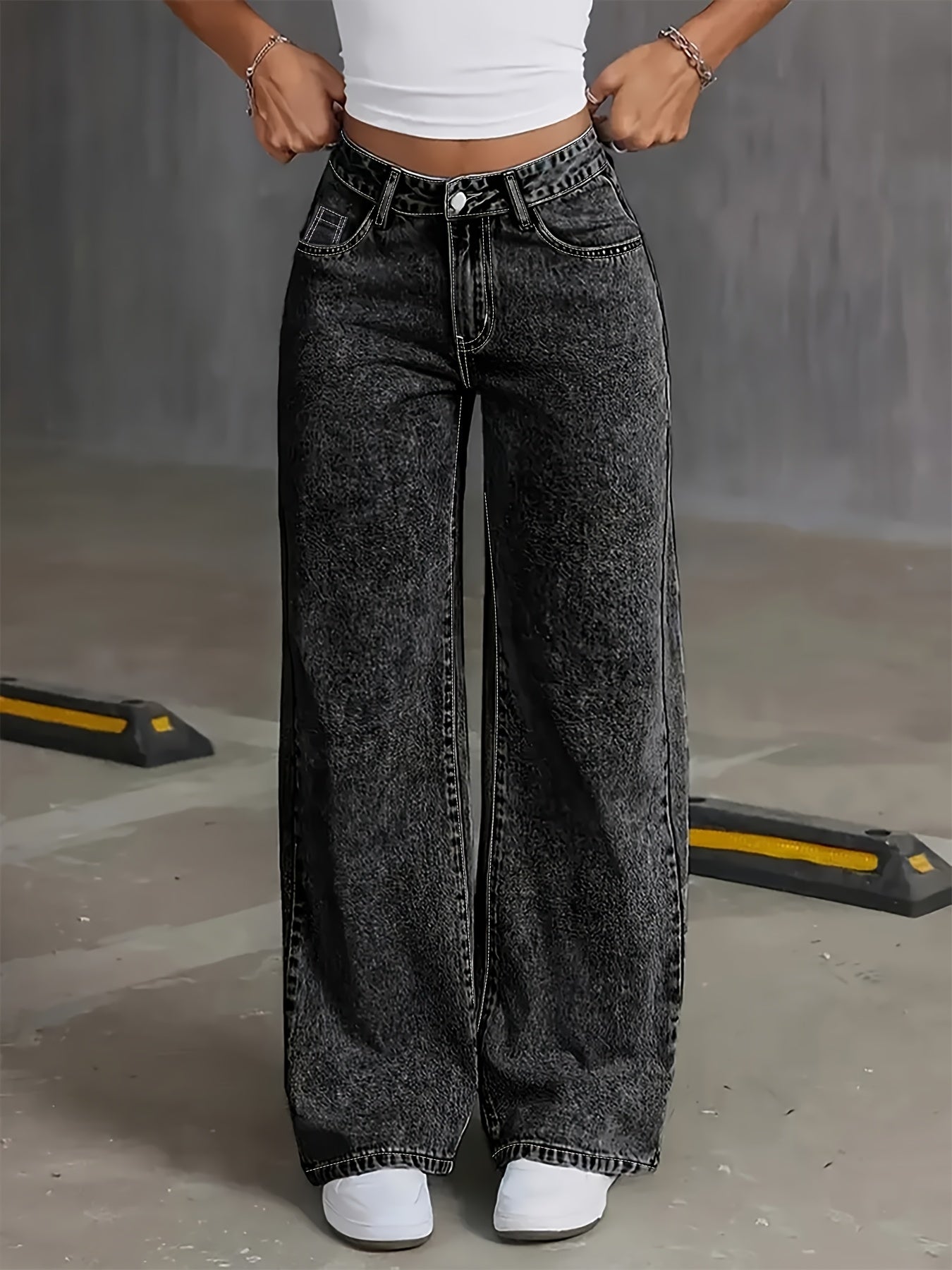 Women's Plus Size High-Waisted Straight-Leg Jeans Stretch Denim Snow-Wash