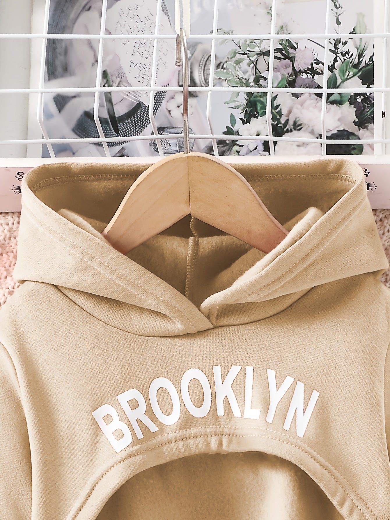 Conjunto de ropa exterior para niñas, primavera y otoño, sudadera con capucha, chaleco, pantalones, letra impresa