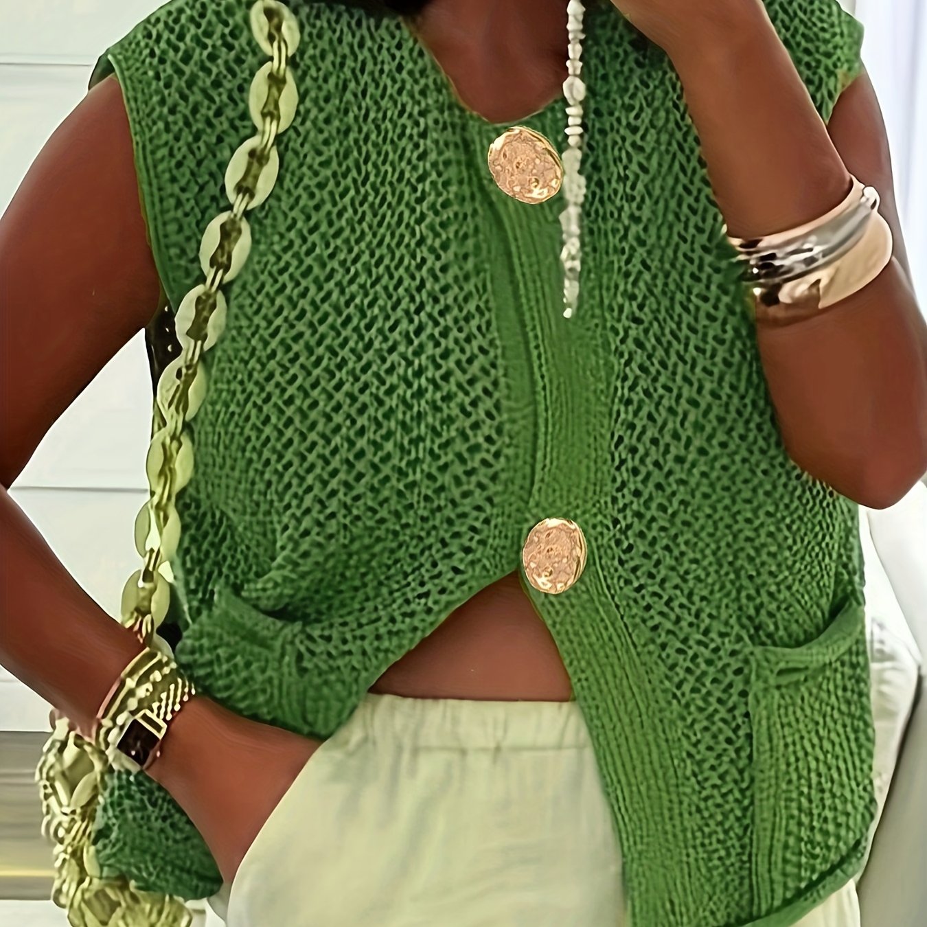 Plus Size Women's Sleeveless Vest Green Lightweight Open Front Pockets