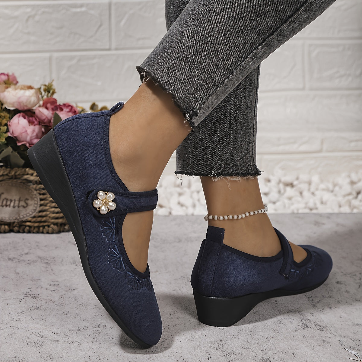 Ayollar uchun flanelli tikilgan Mary-Jane poyabzali, engil, kundalik, yengil burchakli taglik bilan