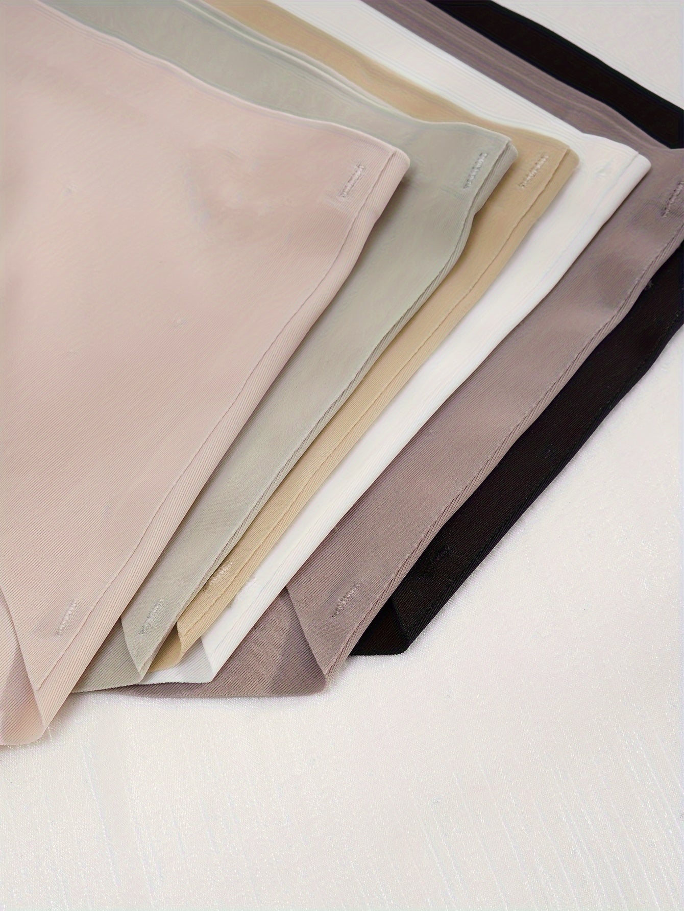 Women Seamless Briefs 6-Pack Breathable Stretchy Mid Rise Panties Solid Color