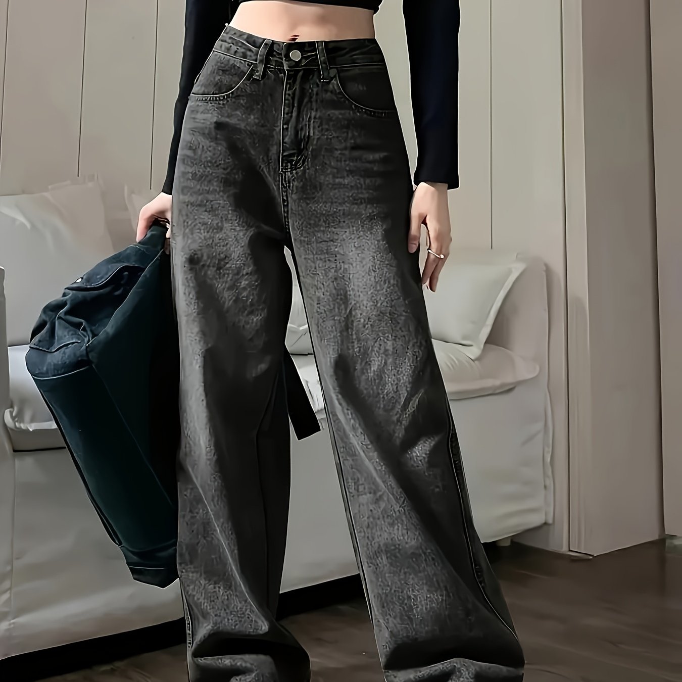 Ayollar uchun vintage yuqori bo'yli to'g'ri chiziqli jinsi, kundalik denim, kesilgan cho'ntaklar bilan, ko'k