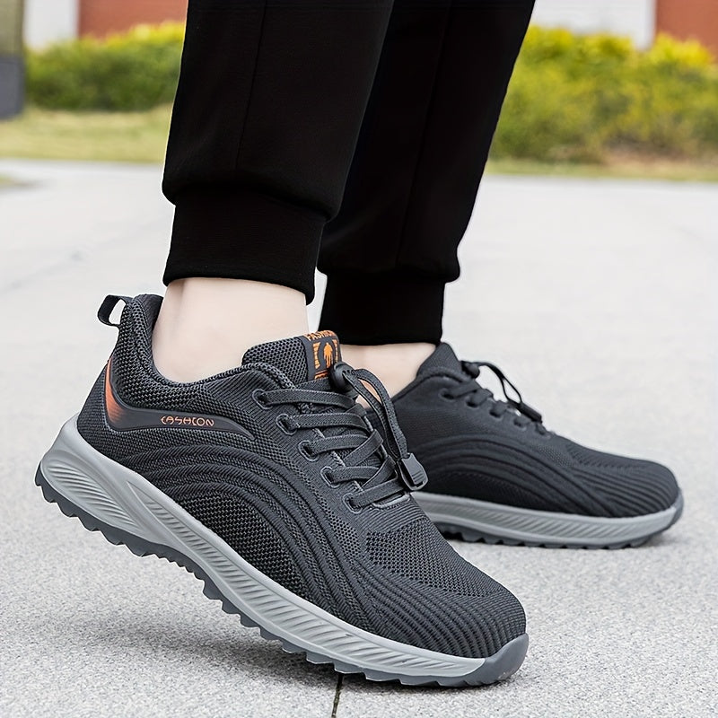 Erkaklar uchun nafas oladigan pastki krossovkalar, sozlanadigan qistirma bilan, yugurish, piyoda sayr qilish va yil davomida ochiq havoda faoliyatlar uchun ideal.