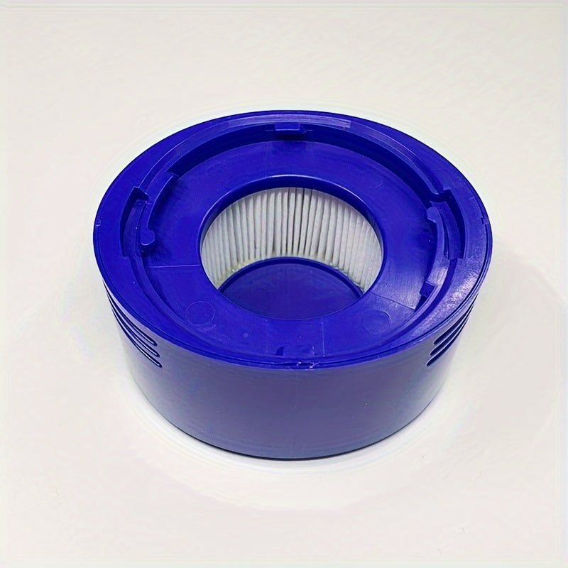 Dyson V8 V7 simsiz changyutgichlar uchun aksessuarlar: 2 ta orqa filtr almashtirish, 2 ta old filtr va 1 ta cho'tka kiradi.