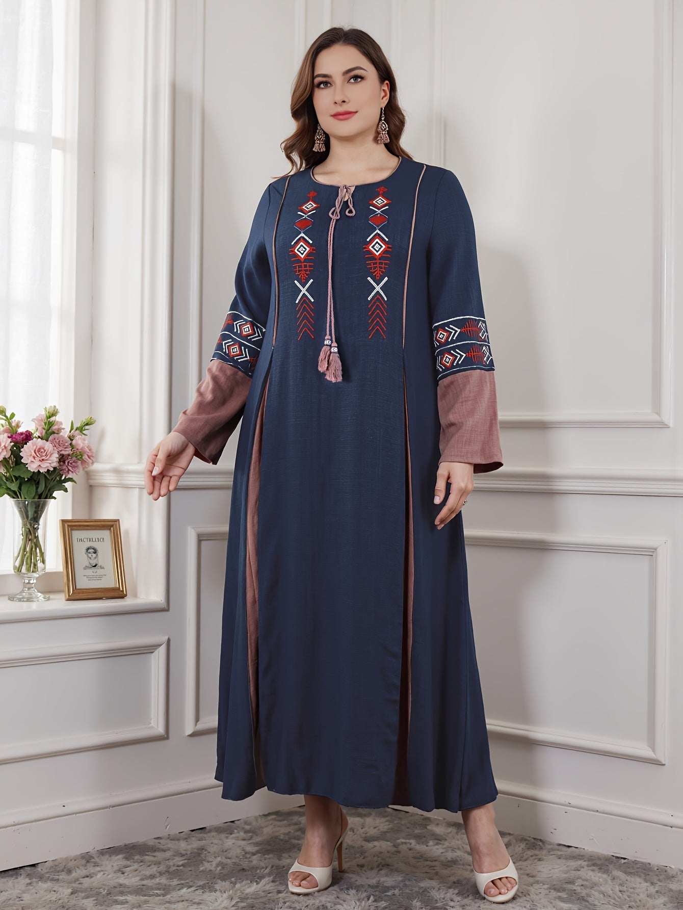 Plus Size Navy Blue V-Neck Maxi Dress With Red White Embroidery