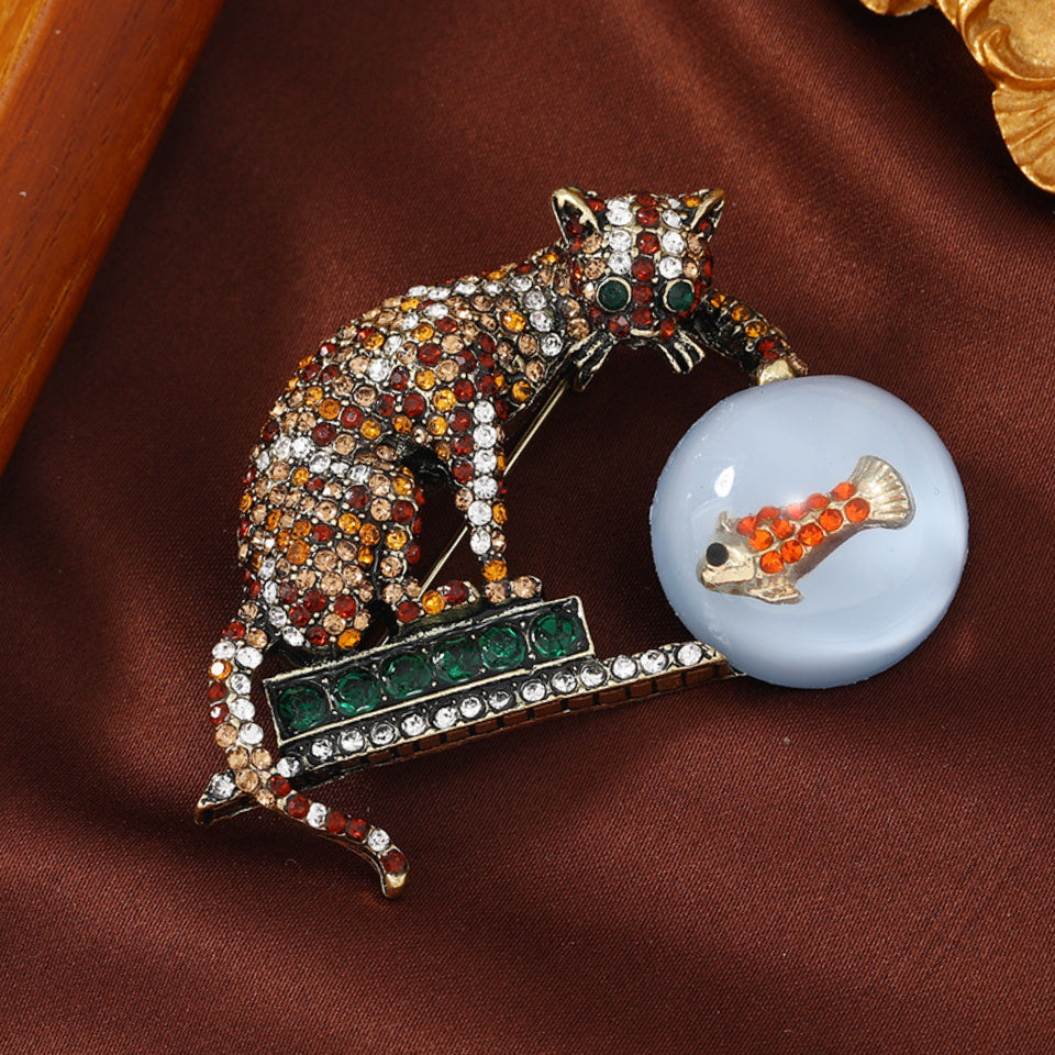 Elegant Chinese-Style Rhinestone Cat Brooch Pin with Fish Design for Women