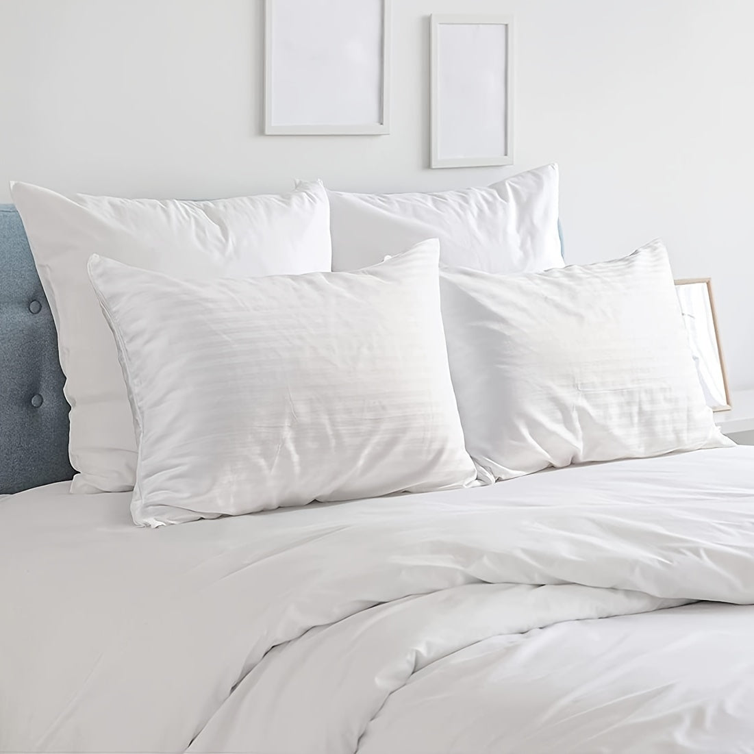 Set of 2/4 Striped Pillow Protectors with Zipper Breathable Polyester for Bed and Guest Use