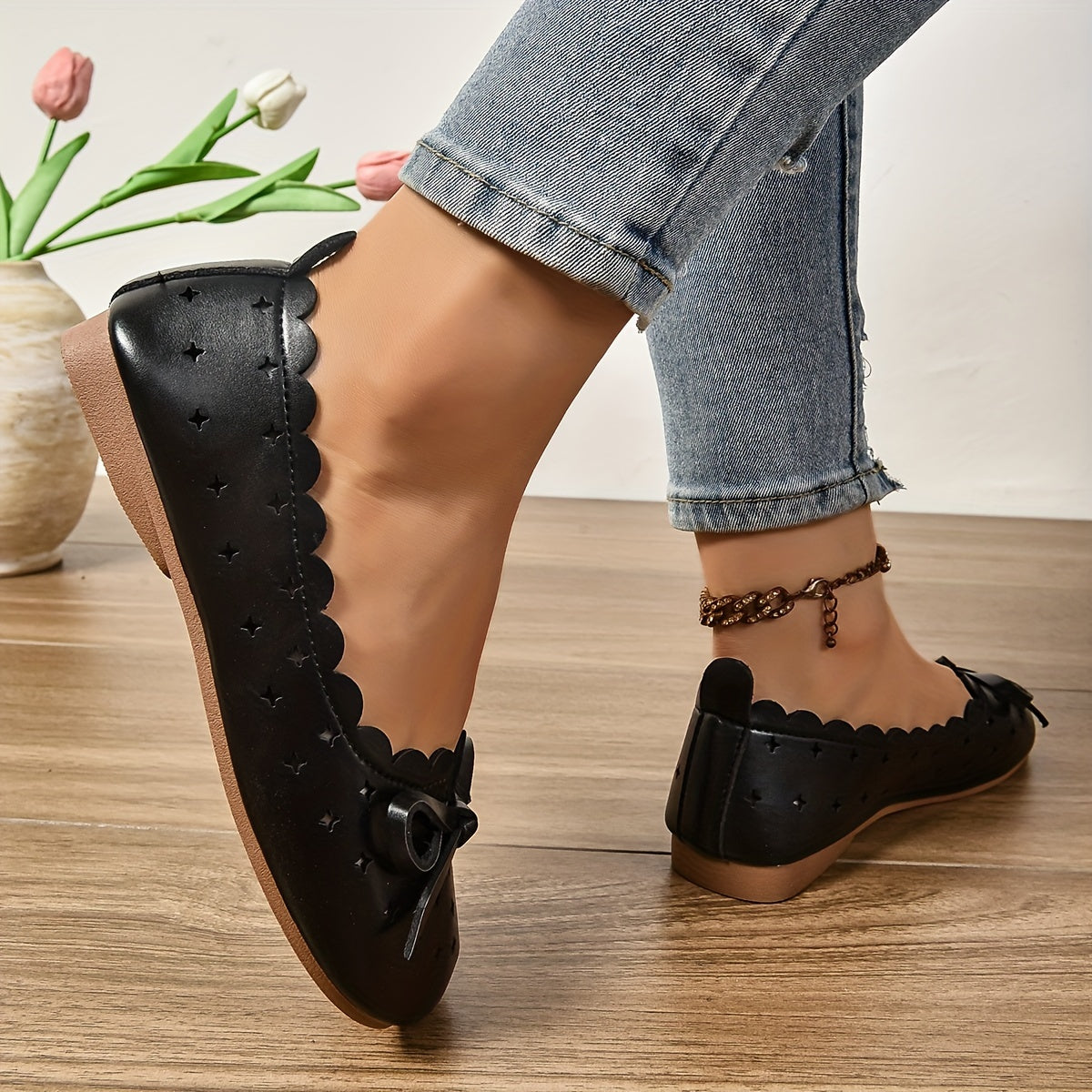 Women's All-Season Ballet Flats Breathable Slip-On Shoes with Bow Accents