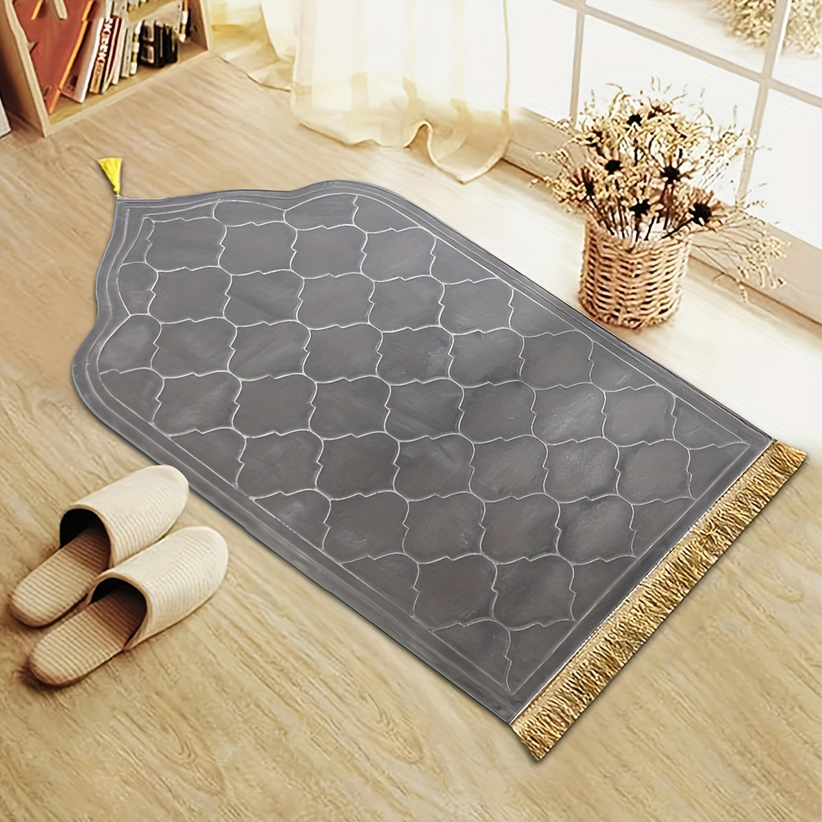 Luxurious Thick Flannel Muslim Prayer Mat Non-Slip Soft Durable with Tassels