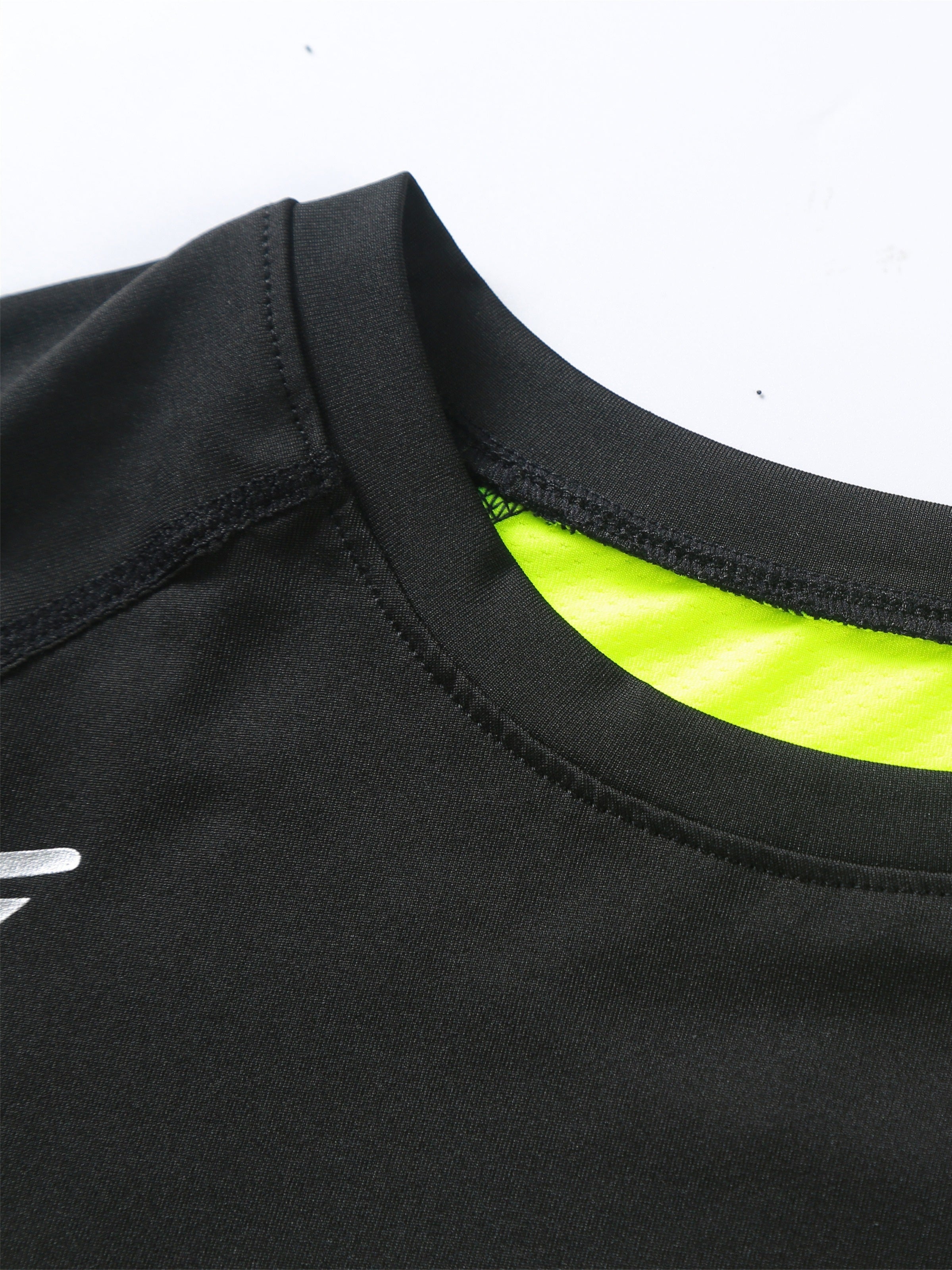 Men's Long Sleeve Sports Set with Compression Pants for Active Wear