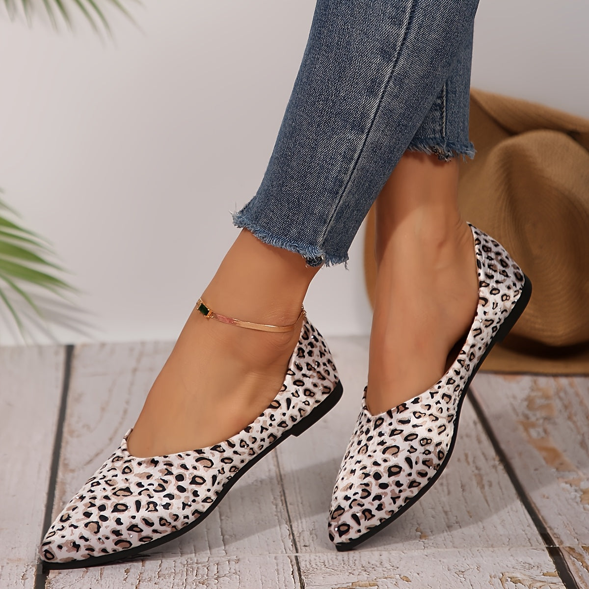 Women's Leopard Print Mary Jane Flats Pointed Toe Slip-On Shoes