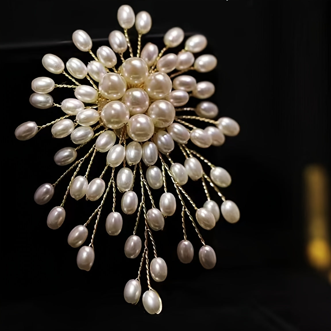 Resin Flower Brooch Pin with Pearlescent Finish Vintage French Style for Women