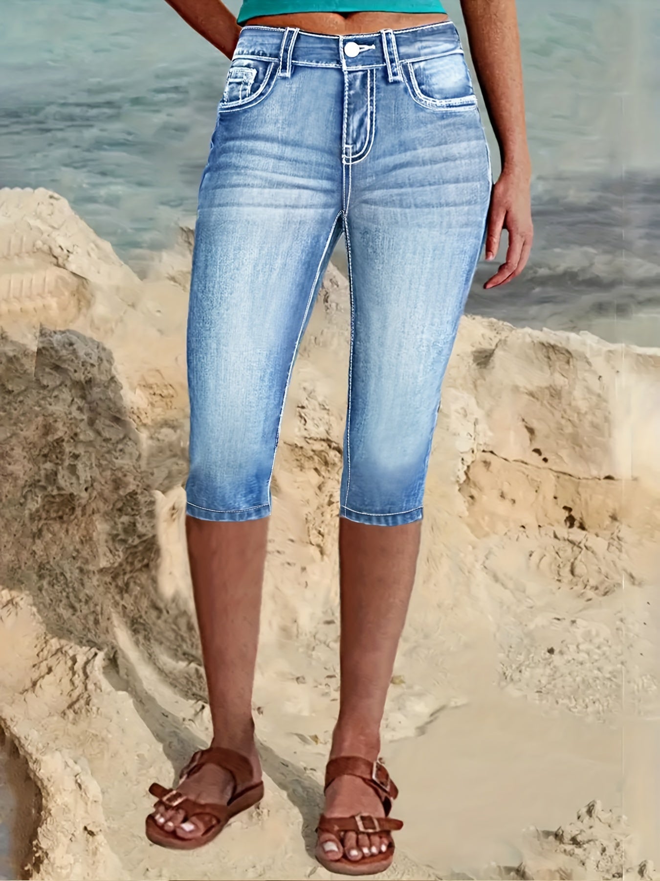 ayollar uchun katta o'lchamdagi vintage ilhomlangan denim kapri jinsi yuqori bel buzilgan