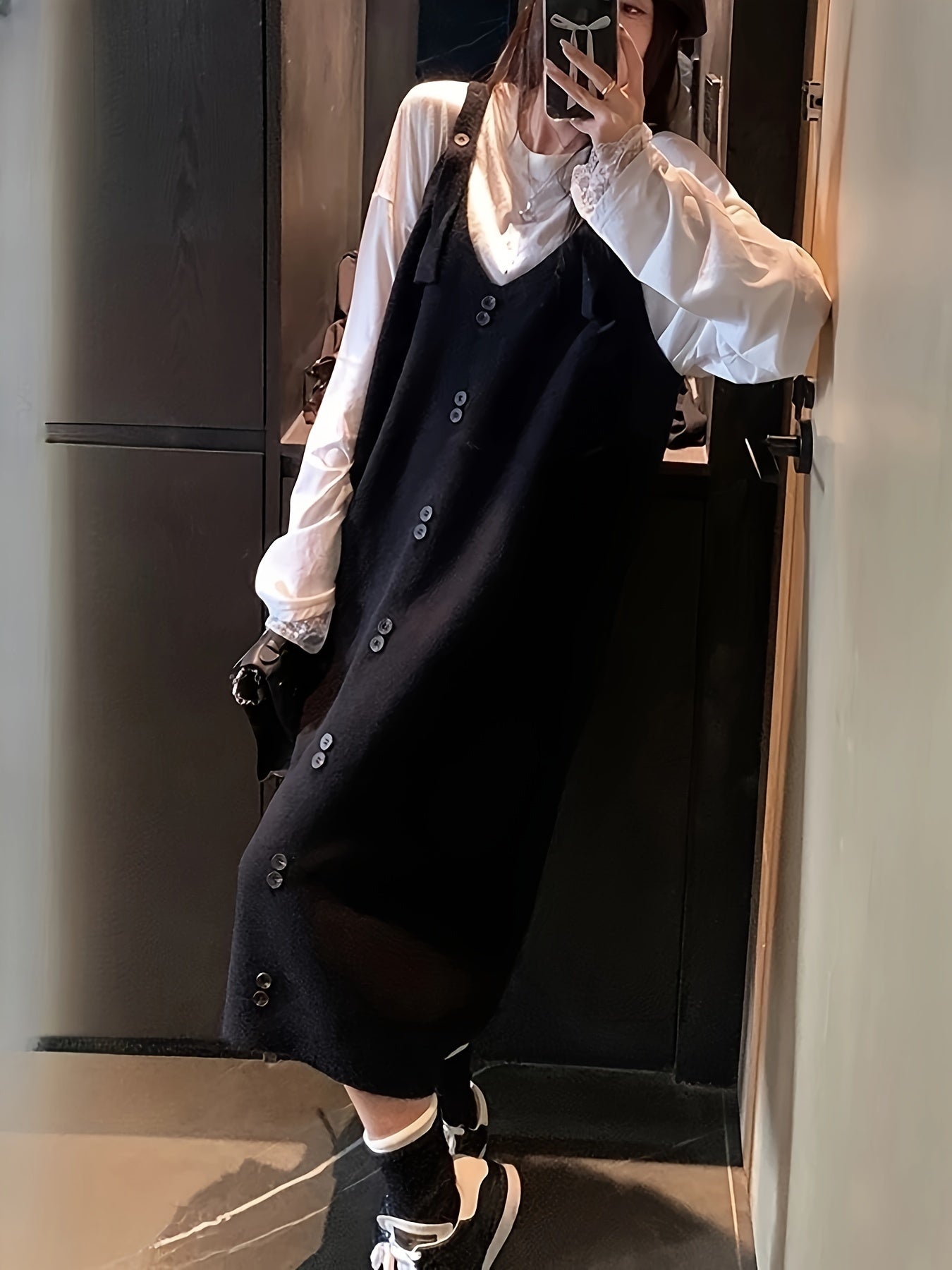 Women's Sleeveless V-Neck Maxi Dress with Buttons, Elastic Solid Color Casual Layering