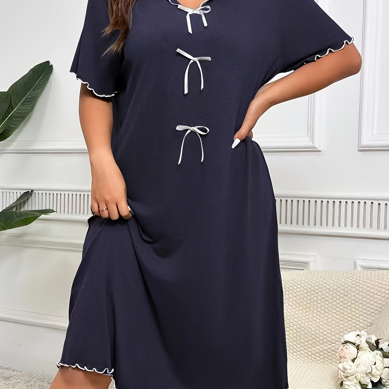 Женское ночное платье больших размеров с коротким рукавом, бантом и контрастной отделкой