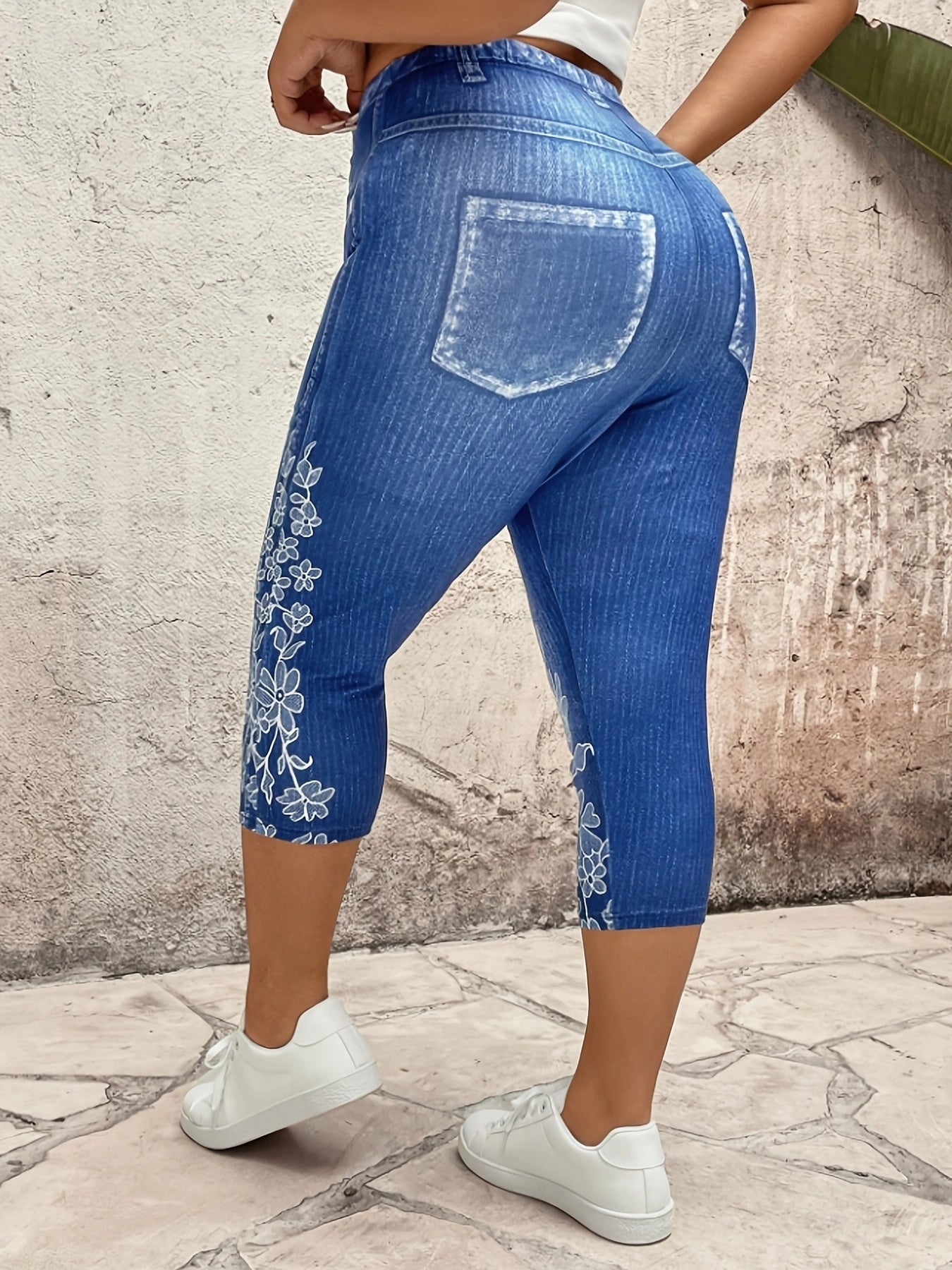Plus Size Women's Denim Look Capri Pants with Elastic Waist Floral Print